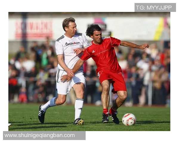 小红书平台上备受关注的足球明星究竟是谁揭秘他们的精彩瞬间与成就 小红书平台上备受关注的足球明星究竟是谁揭秘他们的精彩瞬间与成就