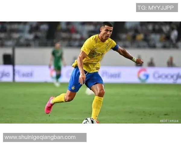 全足球明星图片汇总展现足坛巨星风采与精彩瞬间的视觉盛宴